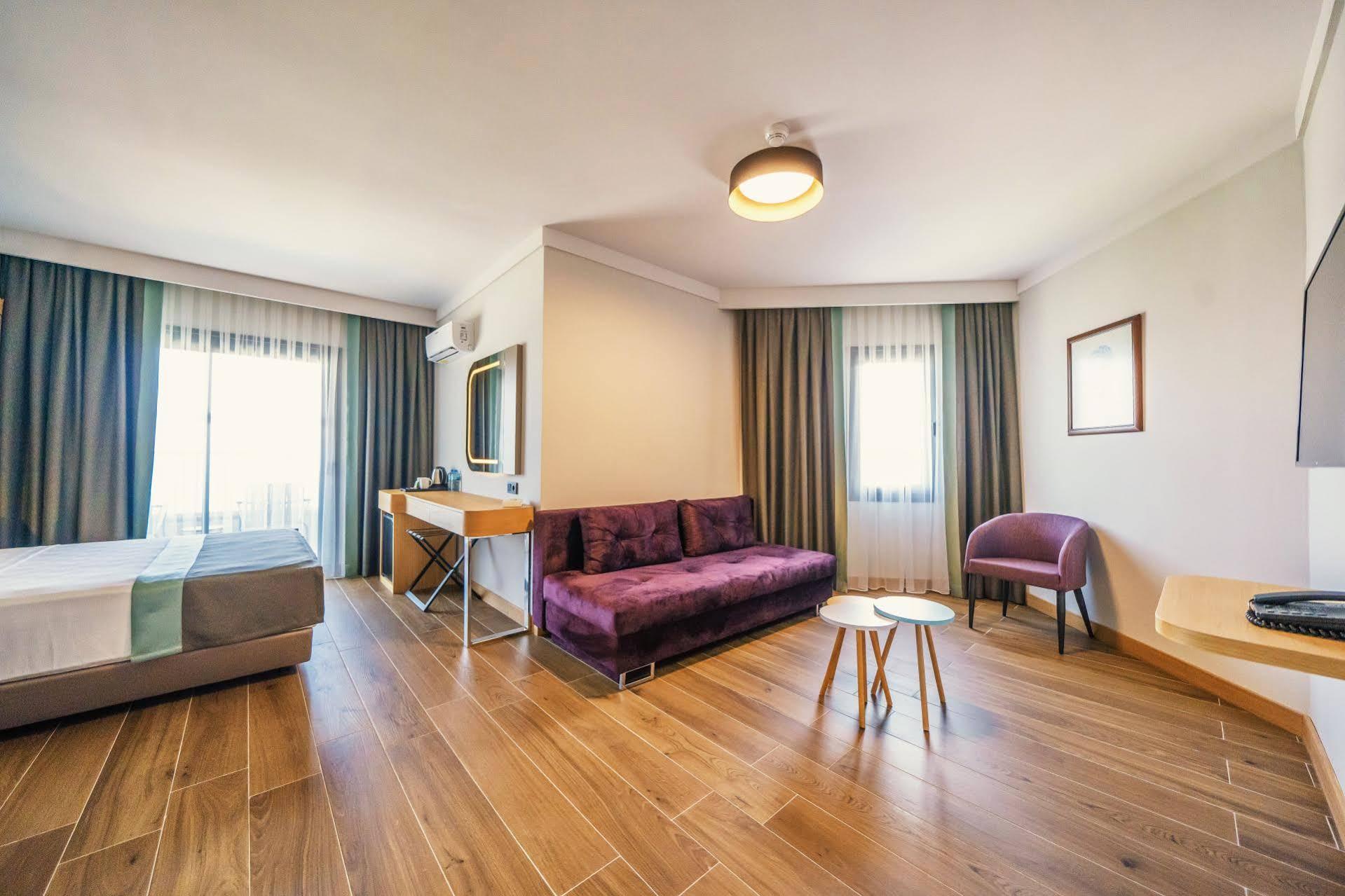 Marmaris Random Rooms By Lookbookholiday Экстерьер фото
